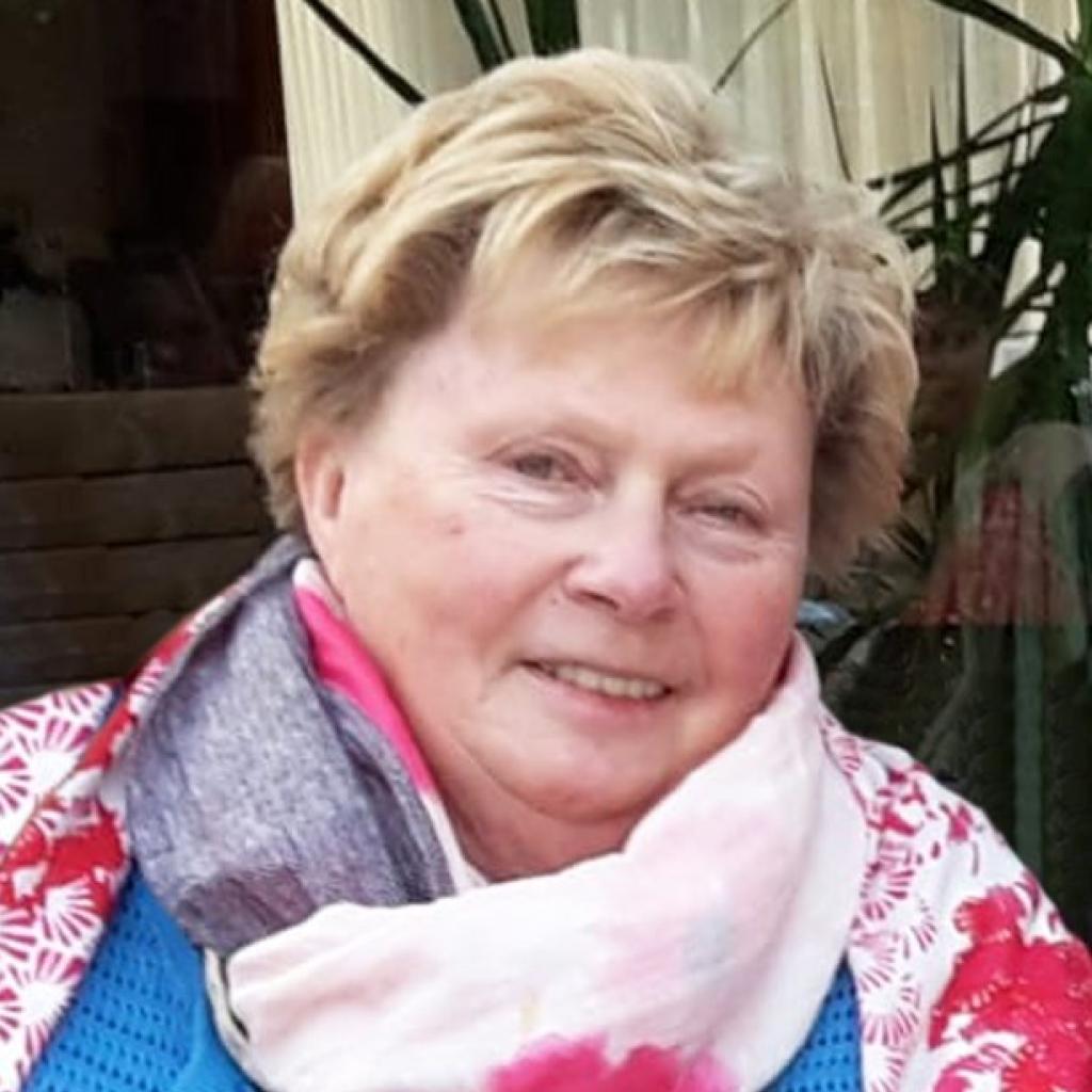 Simonne Decorte uit Oudenburg overleden bij Uitvaartzorg Bentein Pollet Oudenburg