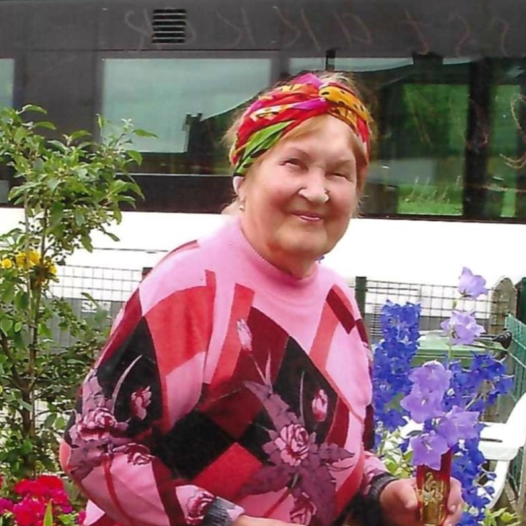 Olga Konstantinova uit Oudenburg overleden bij Uitvaartzorg Bentein Pollet Oudenburg