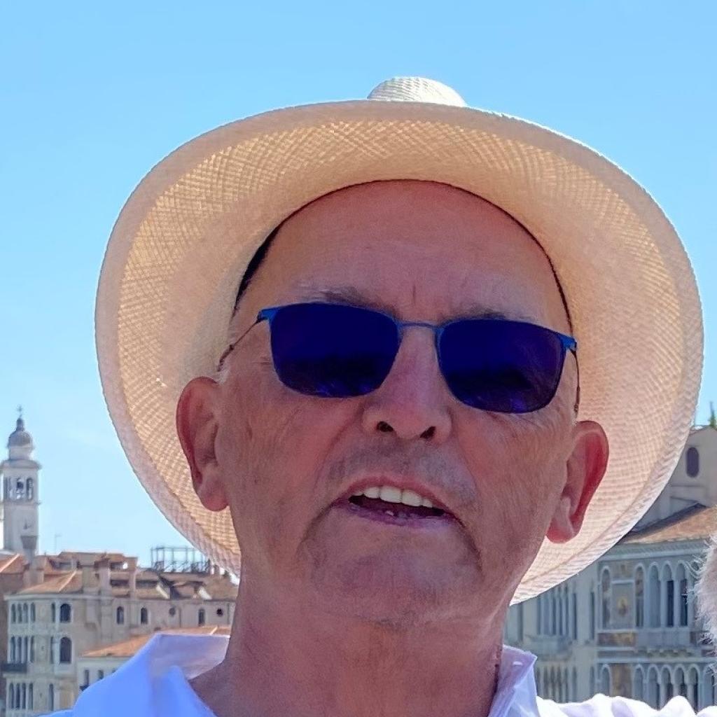 Luc Bossuyt uit Oudenburg overleden bij Uitvaartzorg Bentein Pollet Oudenburg