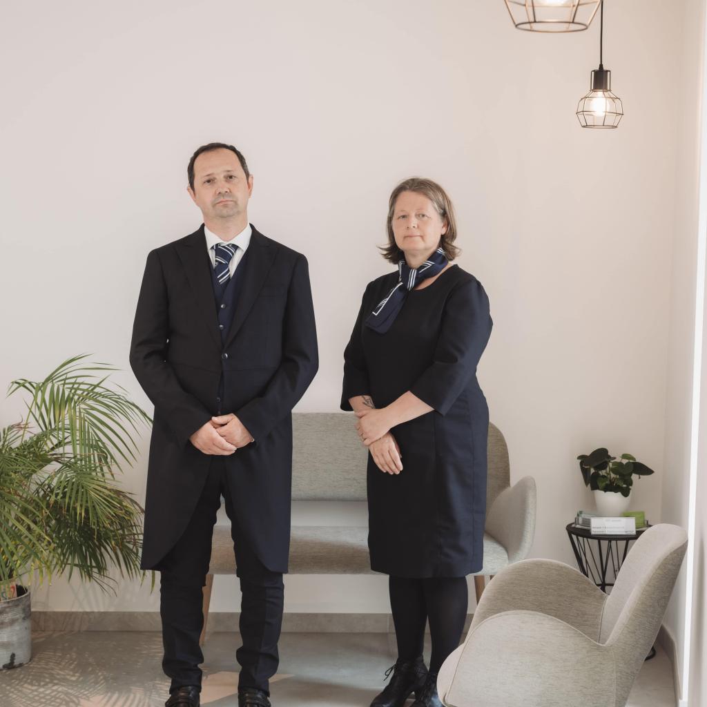 Gregory Pollet en Annick Bentein van Uitvaartzorg Bentein & Pollet in Oudenburg