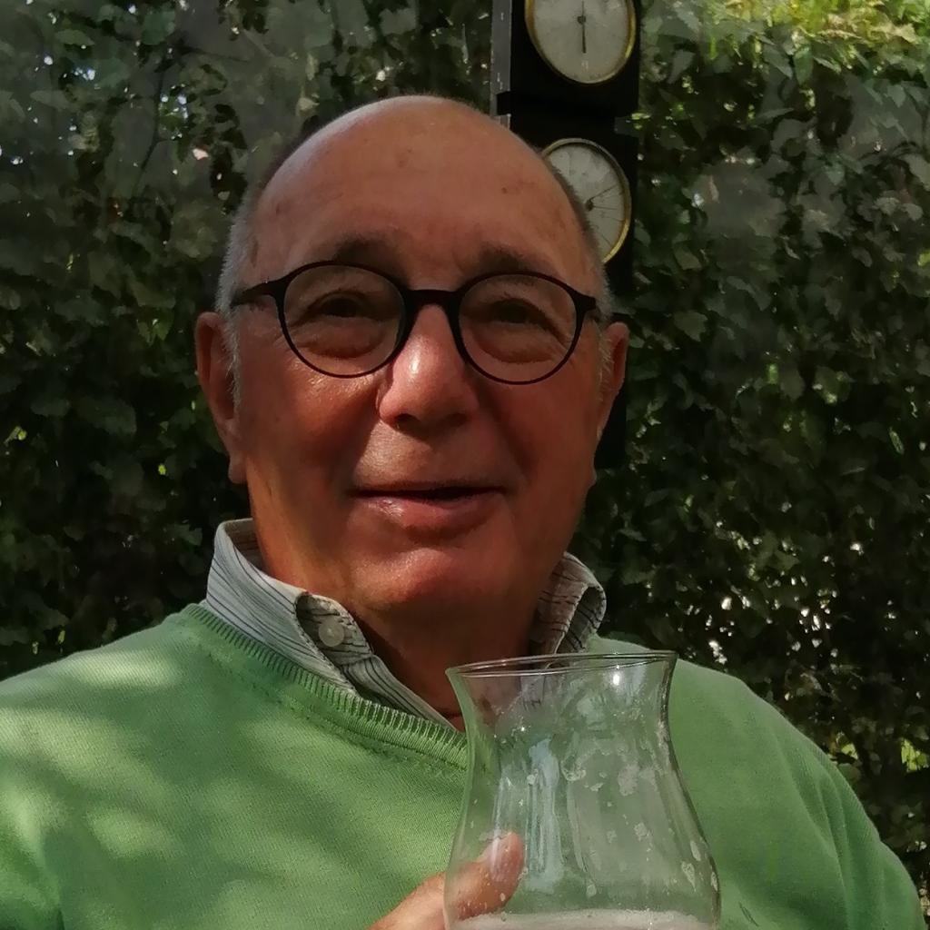 Jacques Ver Eecke geboren in Oudenburg overleden in Oostende afscheidsdienst in het crematorium Polderbos te Oostende door Uitvaartzorg Bentein & Pollet te Oudenburg