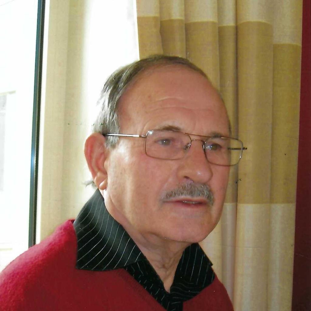 Sylvère Vanwalleghem geboren te Eernegem woonde te Oudenburg en overleed te Oostende in het WZC Lacourt, Uitvaartzorg Bentein & Pollet uit Oudenburg